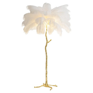 ODM Wholesale Modern Nordic Ostrich Feather Lamp Floor Resin Bedroom Hotel Reading Desk Lamps Bedside Ostrich Feather Floor Lamp