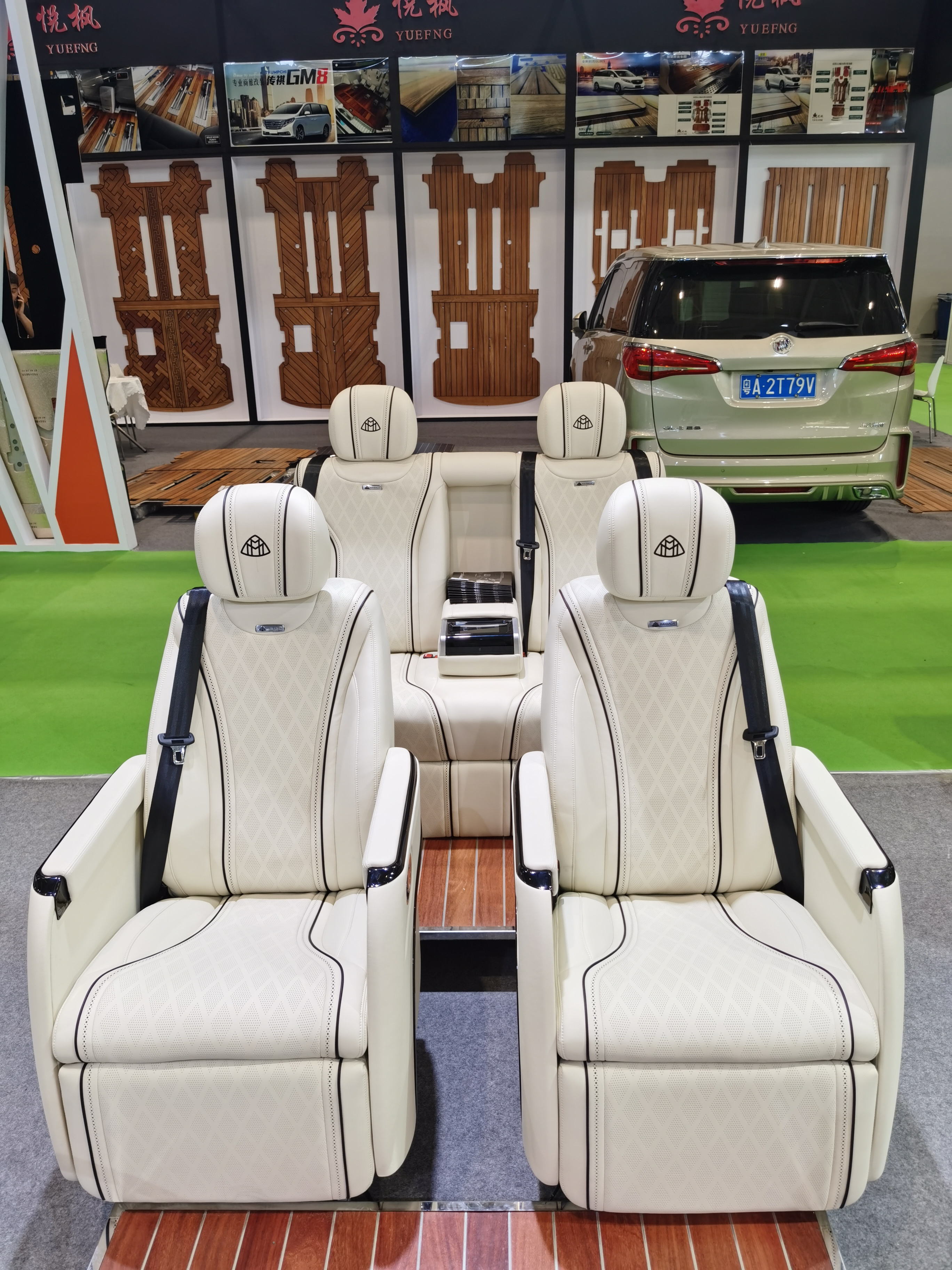 china factory aircraft seats MVP for sale best price Mercedes benz vito  by microfiber leather seat