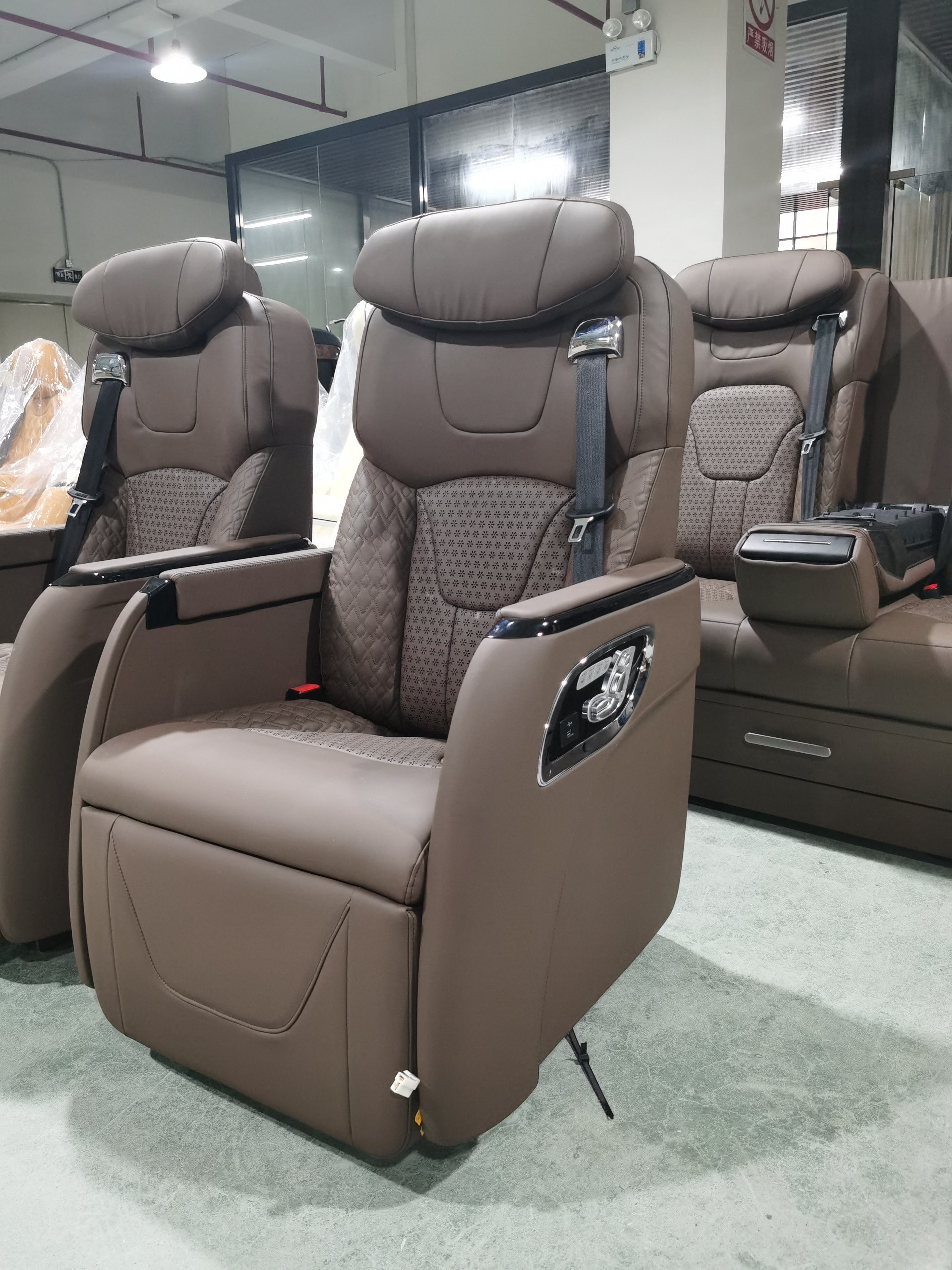 china factory aircraft seats MVP for sale best price Mercedes benz vito  by microfiber leather seat swivel base sprinter seat