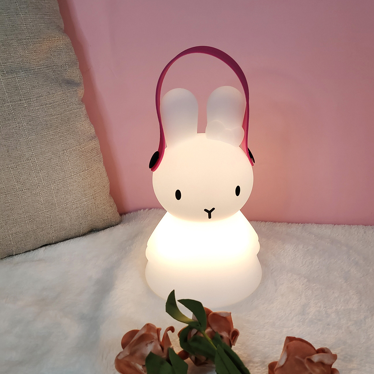 Rabbit table lamp kids night light Rain Proof USB rechargeable RGB color Full remote contrd