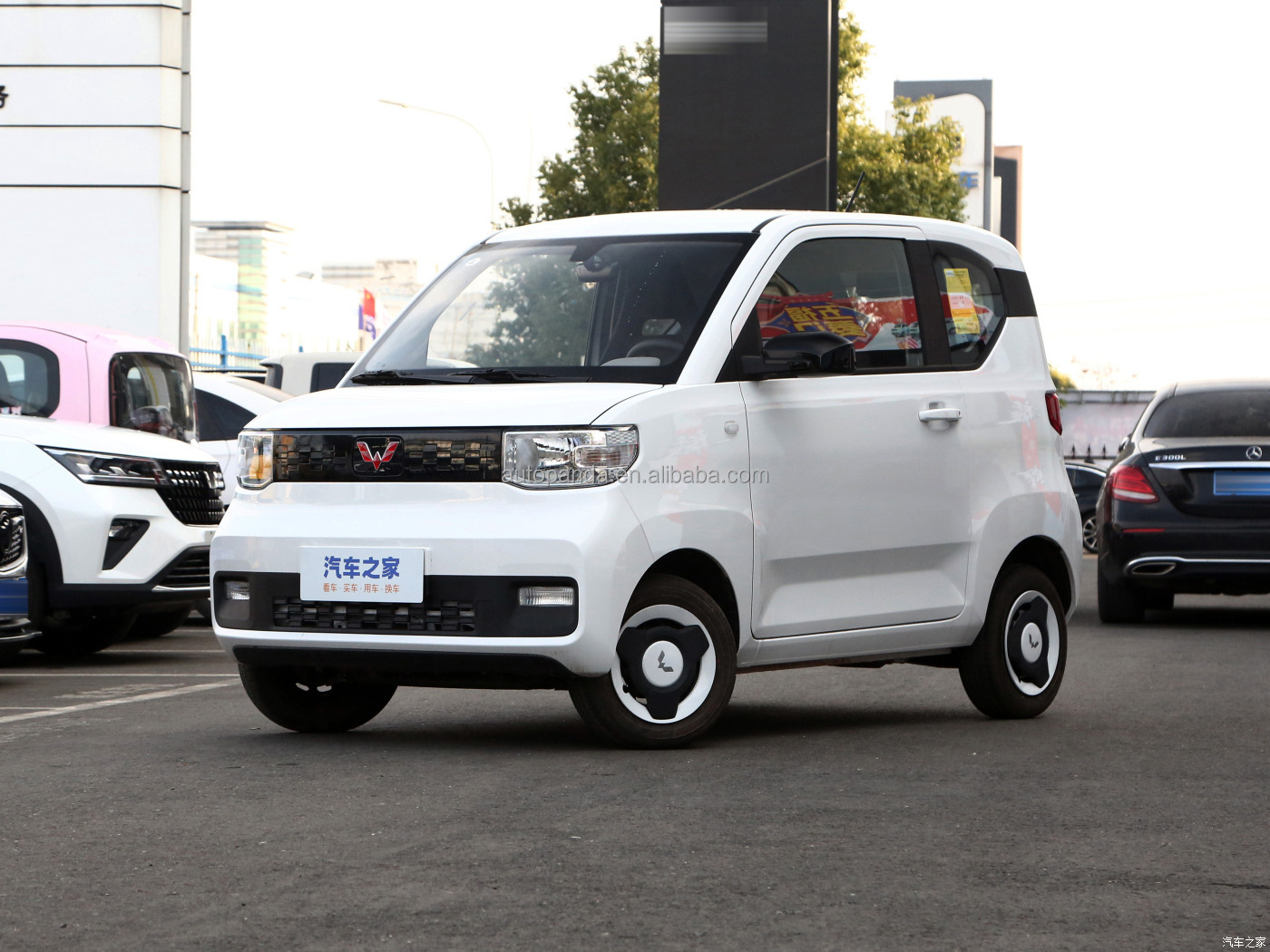 electric car adult  wuling MINI wuling macaron electric car liuzhou mini ev car electric