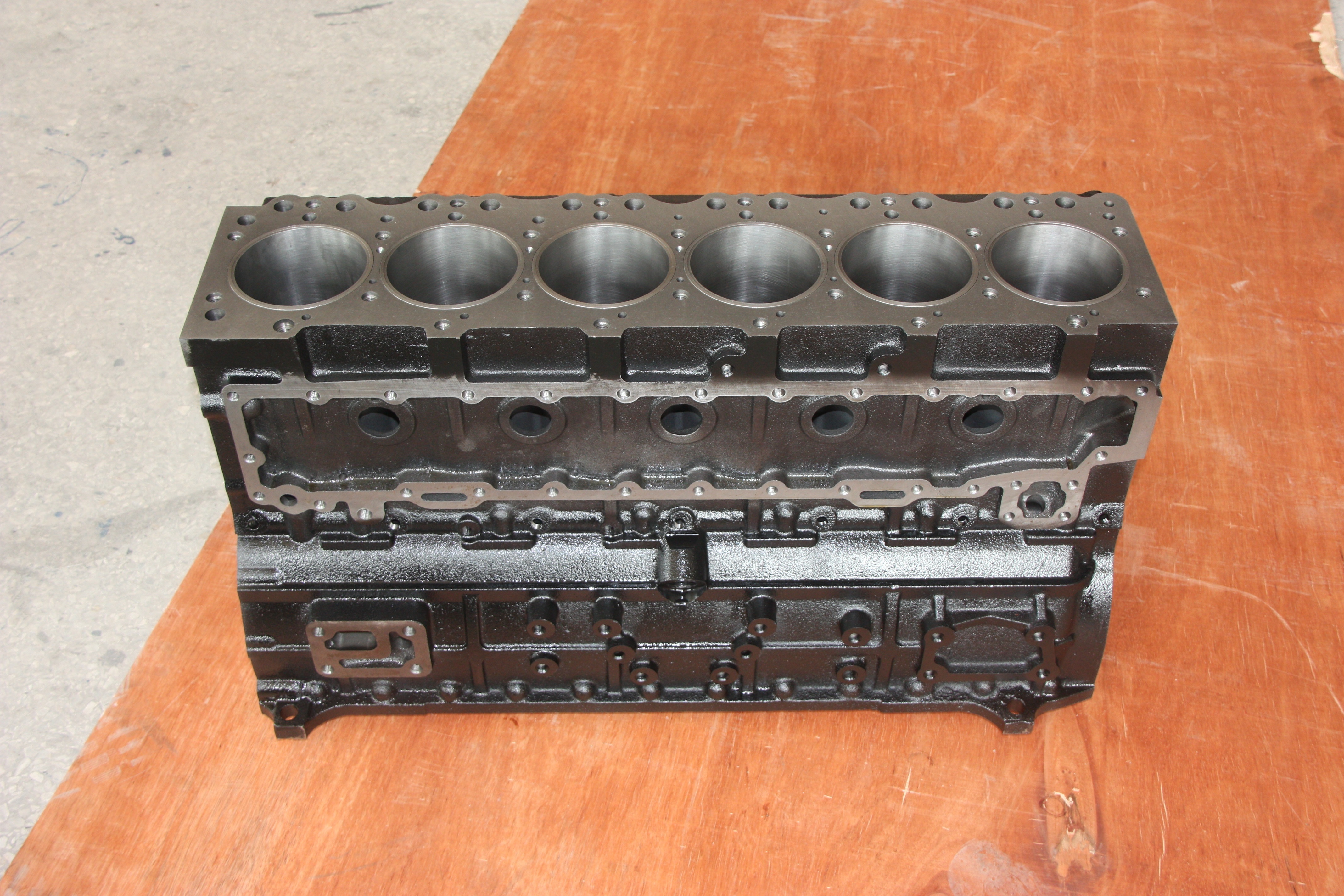 HOT SALES CYLINDER BLOCK FOR ISUZU 6BD1 ENGINE MODEL