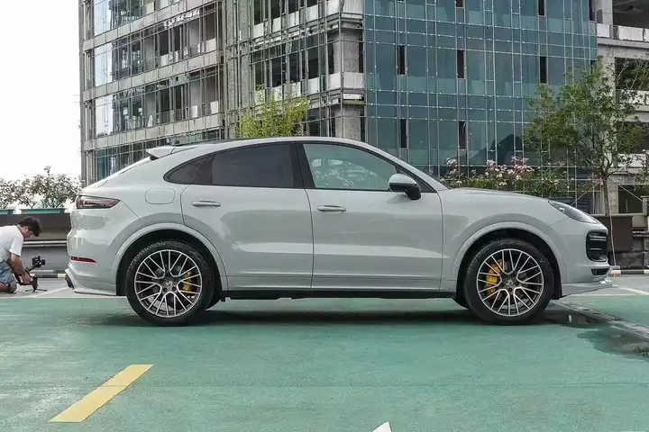 Runde Wholesale Price For 2018-2022 Porsche Cayenne Coupe 9Y0 Upgrade Turbo+ TKT PP Material Body Kit Automotive Accessories