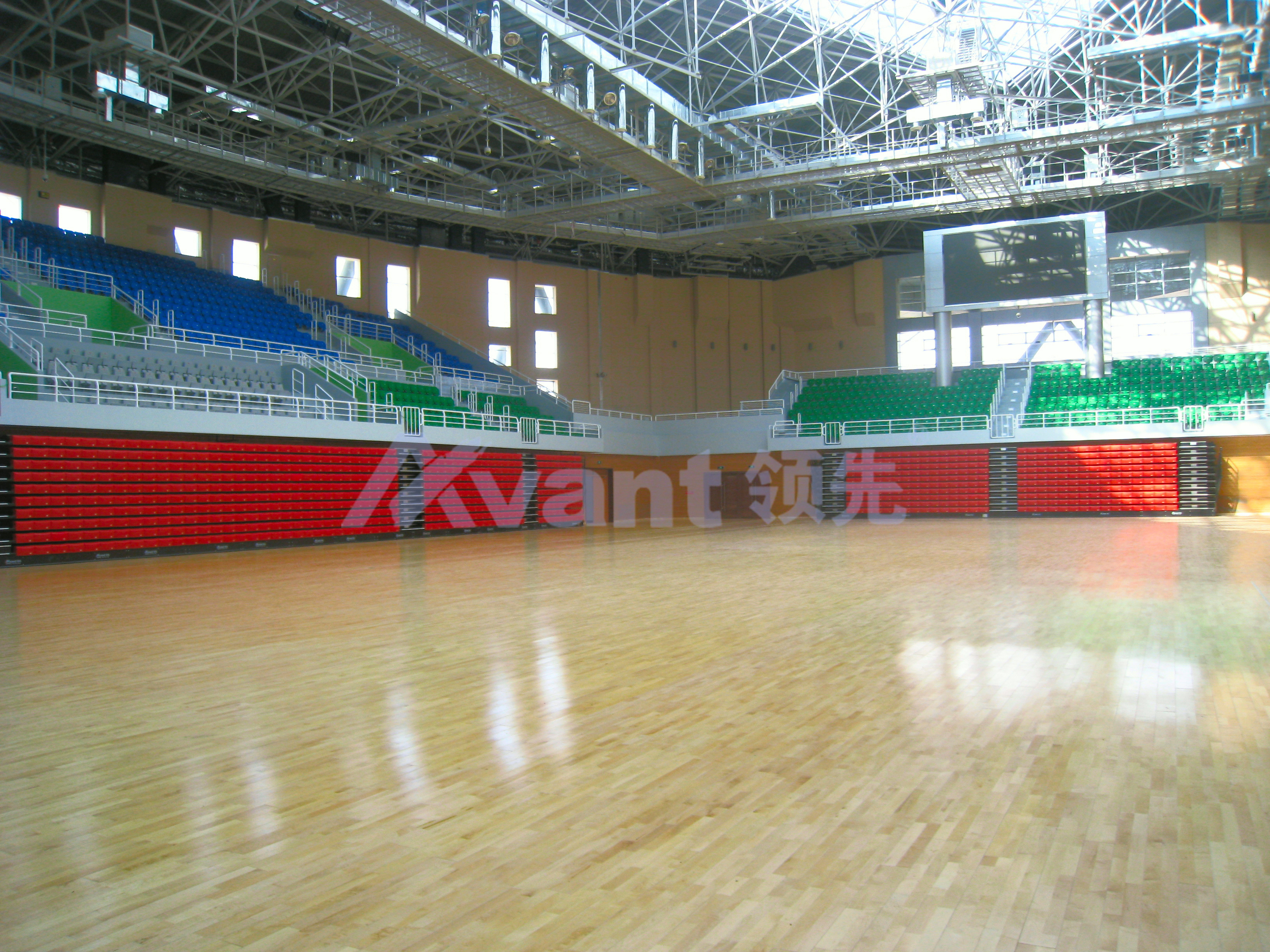 Avant Movable Telescopic Bleacher System Indoor Space Saving Retractable Bleachers Arena Recessed Gym Grandstand Stadium Seating