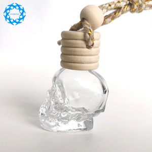 Avertan Glass Car Perfume Bottles Pendant 7ml 8ml Skull shape Car  Perfume Bottle  Empty Hanging