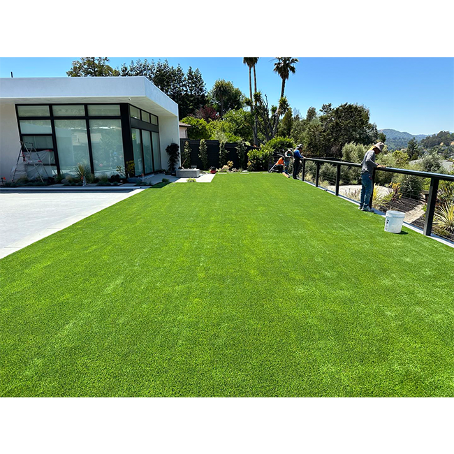 Wholesale outdoor garden floor green fake artificial grass rug carpet for wall decoration