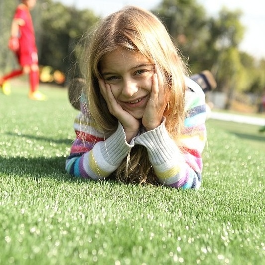 AVG High Quality Sports Artificial Grass And Garden Landscaping With Cheap Price