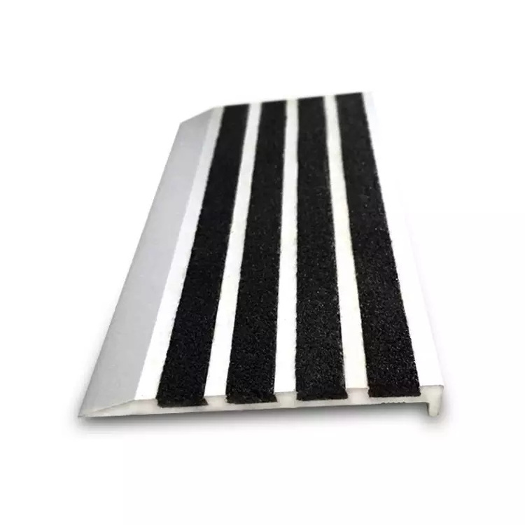 External Outdoor Anti-slip Slip Resistant Aluminum Stair Step Nosing for Heavy Foot Traffic