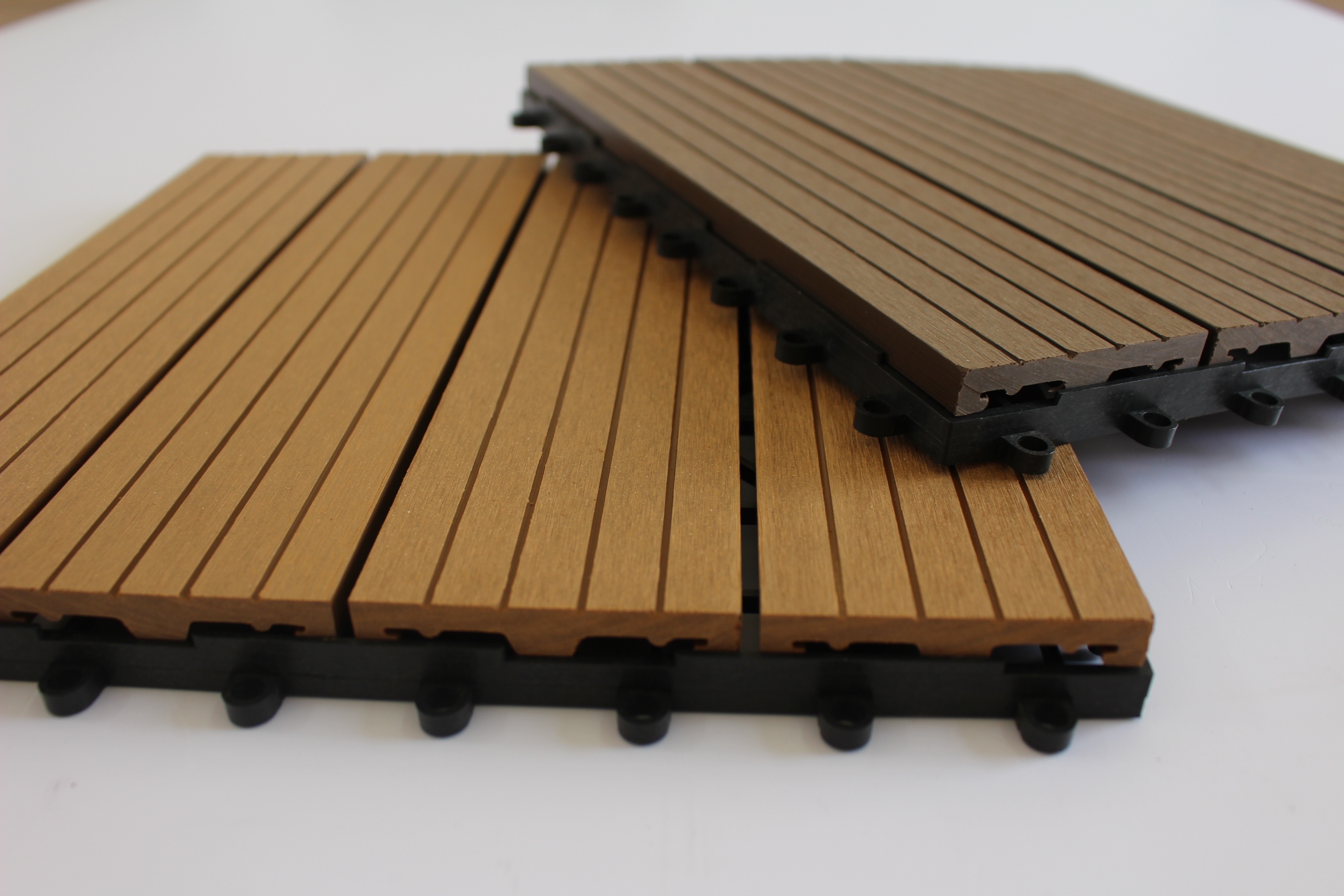 2019 New easy installation DIY decking/ waterproof wpc diy decking tiles for garden and home.