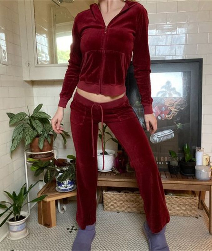 Hot Selling European women Solid Color Jogging pure Velvet Tracksuit fitted Tracksuits Women  zipper Sweat Suit