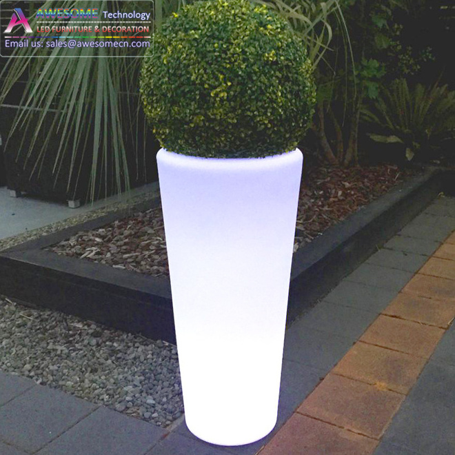 Illuminated Garden Decoration Outdoor Floor Standing Vase