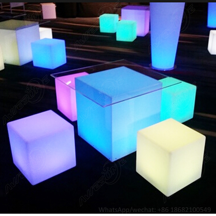 40Cm Led Lighted White Acrylic Display Box Cube