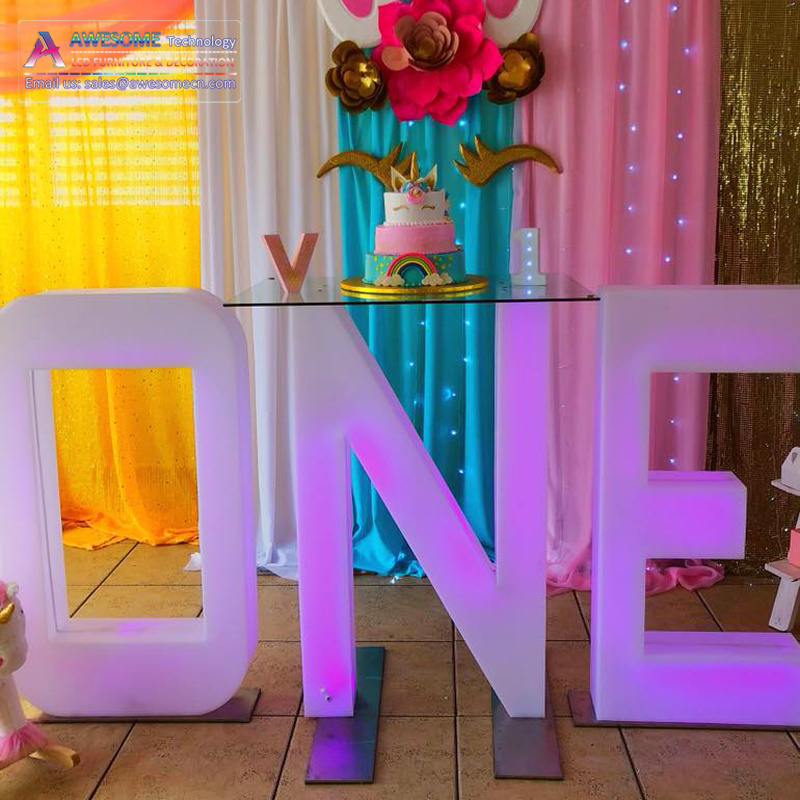 Crystal Glass Cake Table Wedding