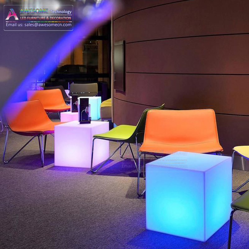 Led Illuminated Square Terrace Table Furniture (Cb400)