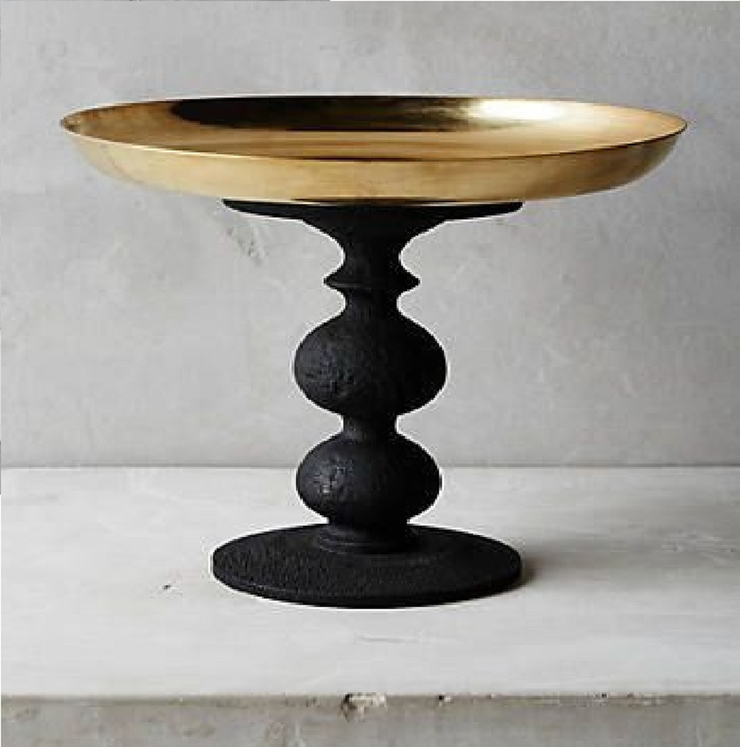 Unique Designed Decorative Cake Stand Made Of Steel & Glass For Serving Cake & Cupcake Wholesale