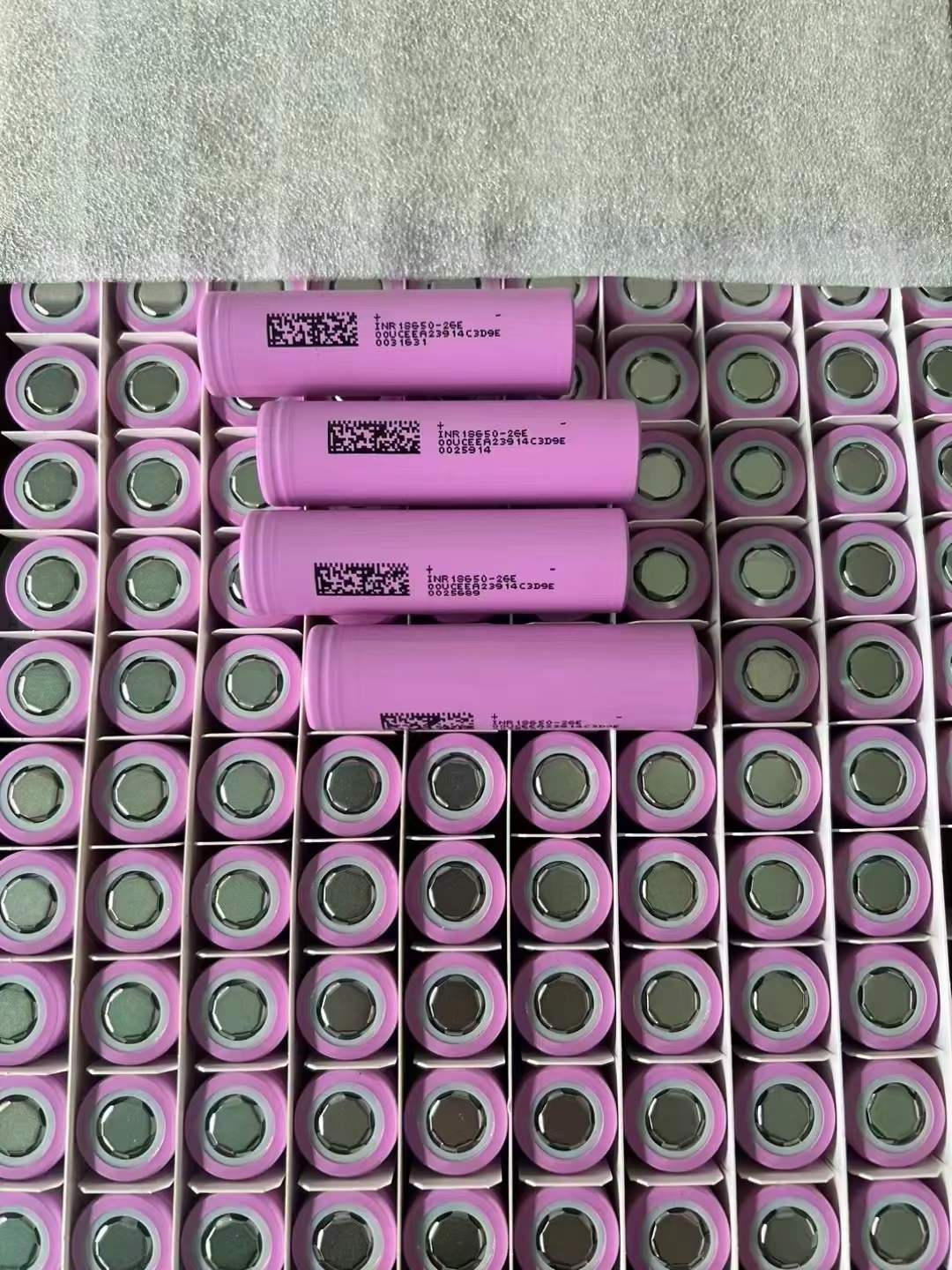 Wholesale Original DMEGC Battery 26EA 18650 2600mAh 5C Rechargeable Lithium ion Batteries Cell For Flashlight