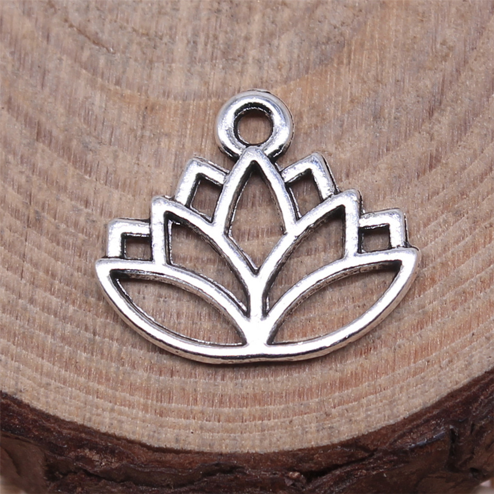 AA0160111 Antique silver lotus flower crown metal alloy charms pendant for DIY jewelry making 16x14mm