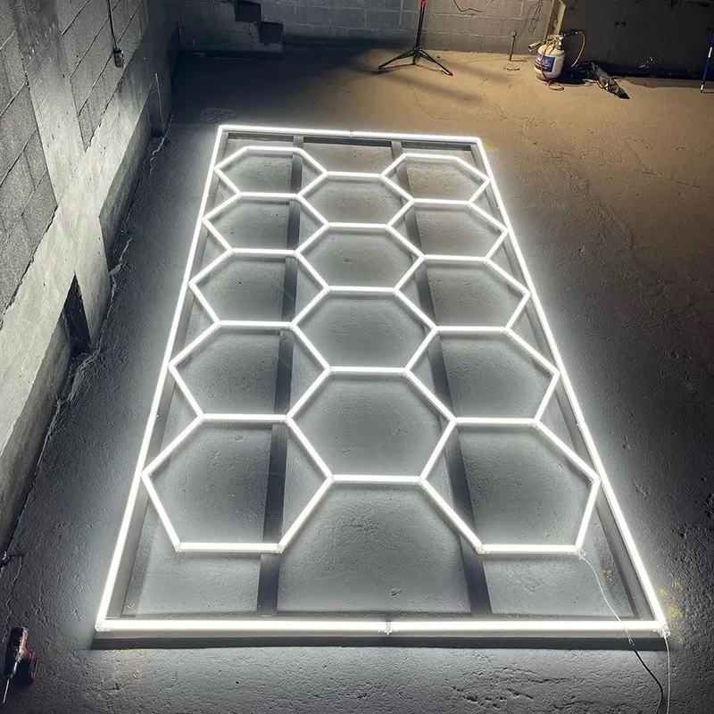 Factory Direct Sales Garage Light Hexagon Panel Hex LED Ceiling Hexagonal Workshop Light 14 Grid Hexagon Light System