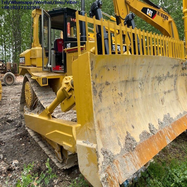 Used Caterpillar D8R D8 Crawler Bulldozer, Made in Japan Cat D8K D8R Dozer With 3 Shanks Ripper For Sale