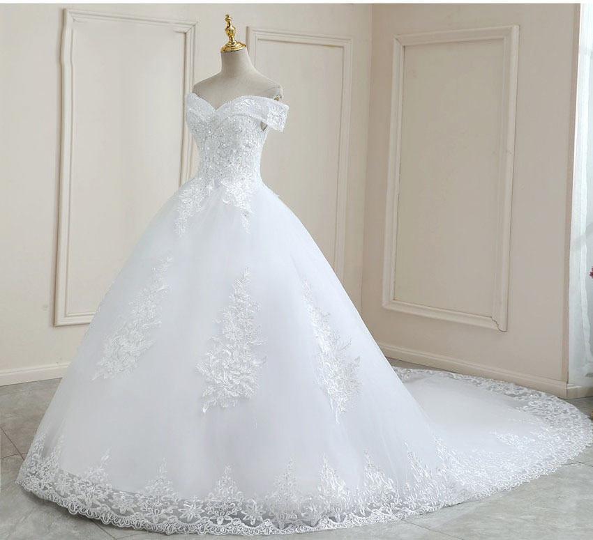 2022 Elegant Ball Gown Lace Wedding Dresses Sexy Off Shoulder Arabic Dubai Luxury Bridal Gowns Puffy Tulle Wedding Dress