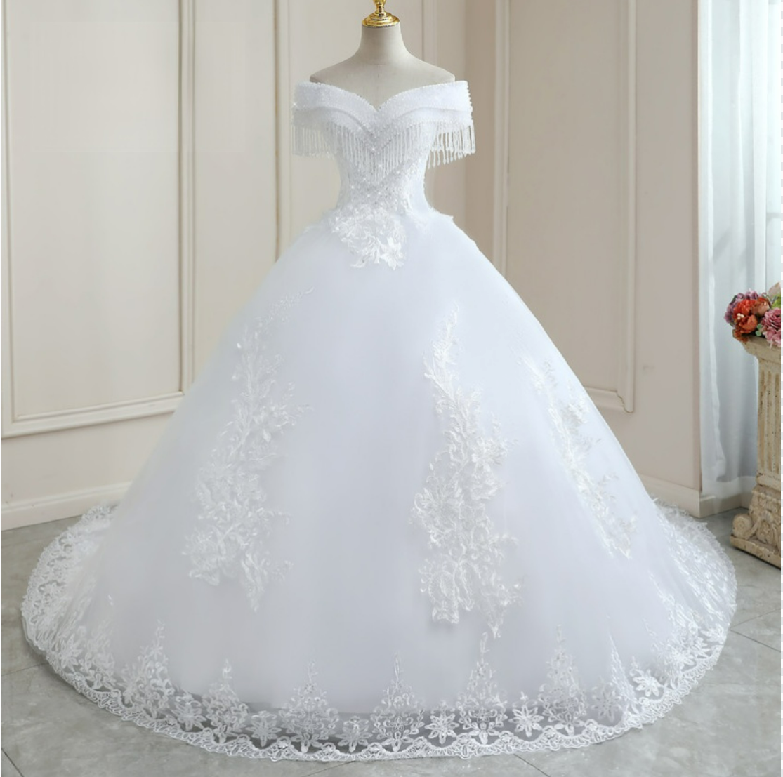 2022 New Fashion Luxury Off Shoulder V neck Ball Gown Wedding Dress Crystal Beaded Tassel Plus Size Bridal Gown with long Tail