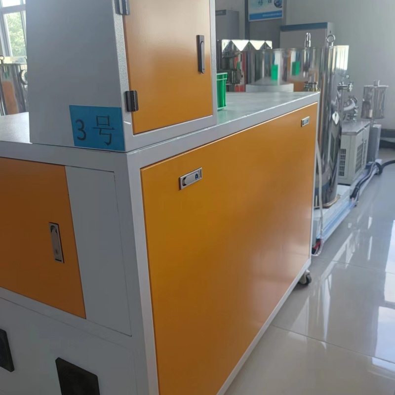 Machine which can be customized to design automatic fixture short film formation time greatly efficiency  Parylene Vacuum Coater