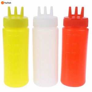 1PCS 3 Holes Squeeze Bottle Sauce Vinegar Oil Ketchup Gravy Cruet Condiment Dispenser