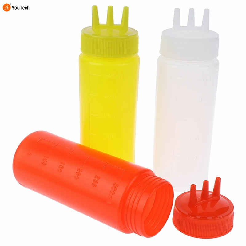 1PCS 3 Holes Squeeze Bottle Sauce Vinegar Oil Ketchup Gravy Cruet Condiment Dispenser