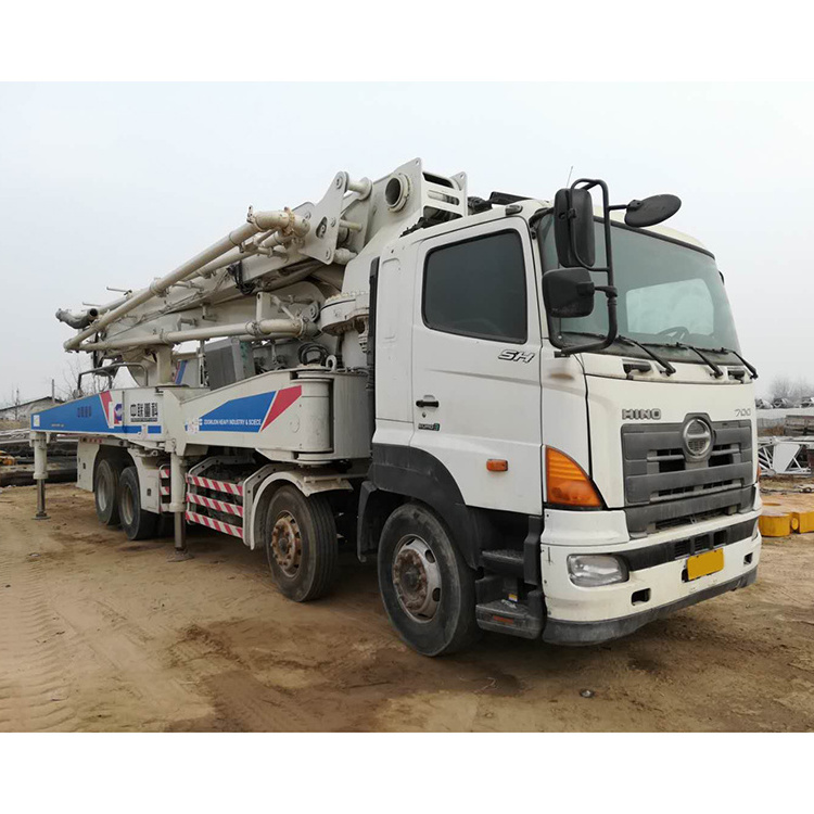 Good quality second hand concrete pump truck with on site maintenance service