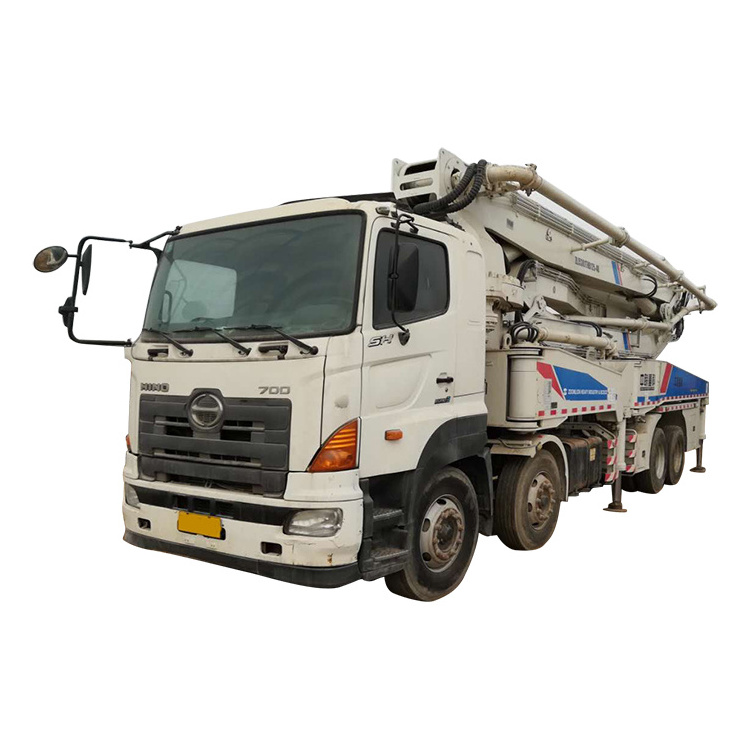 Good quality second hand concrete pump truck with on site maintenance service