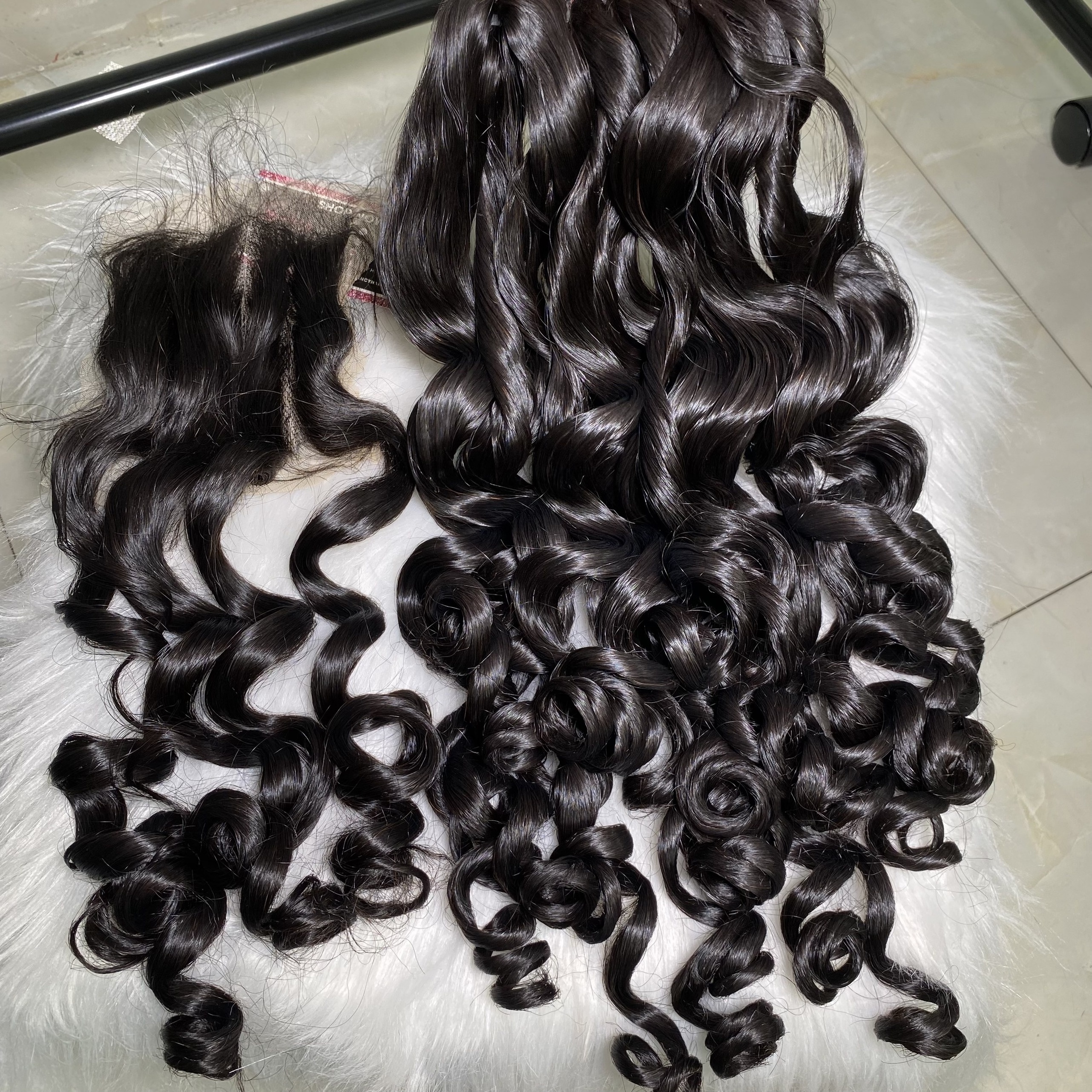 Human Hair Ocean Wavy Bundles Super Double Drawn Weft Hair HD Lace 100 % Unprocessed Vietnamese Hair Material