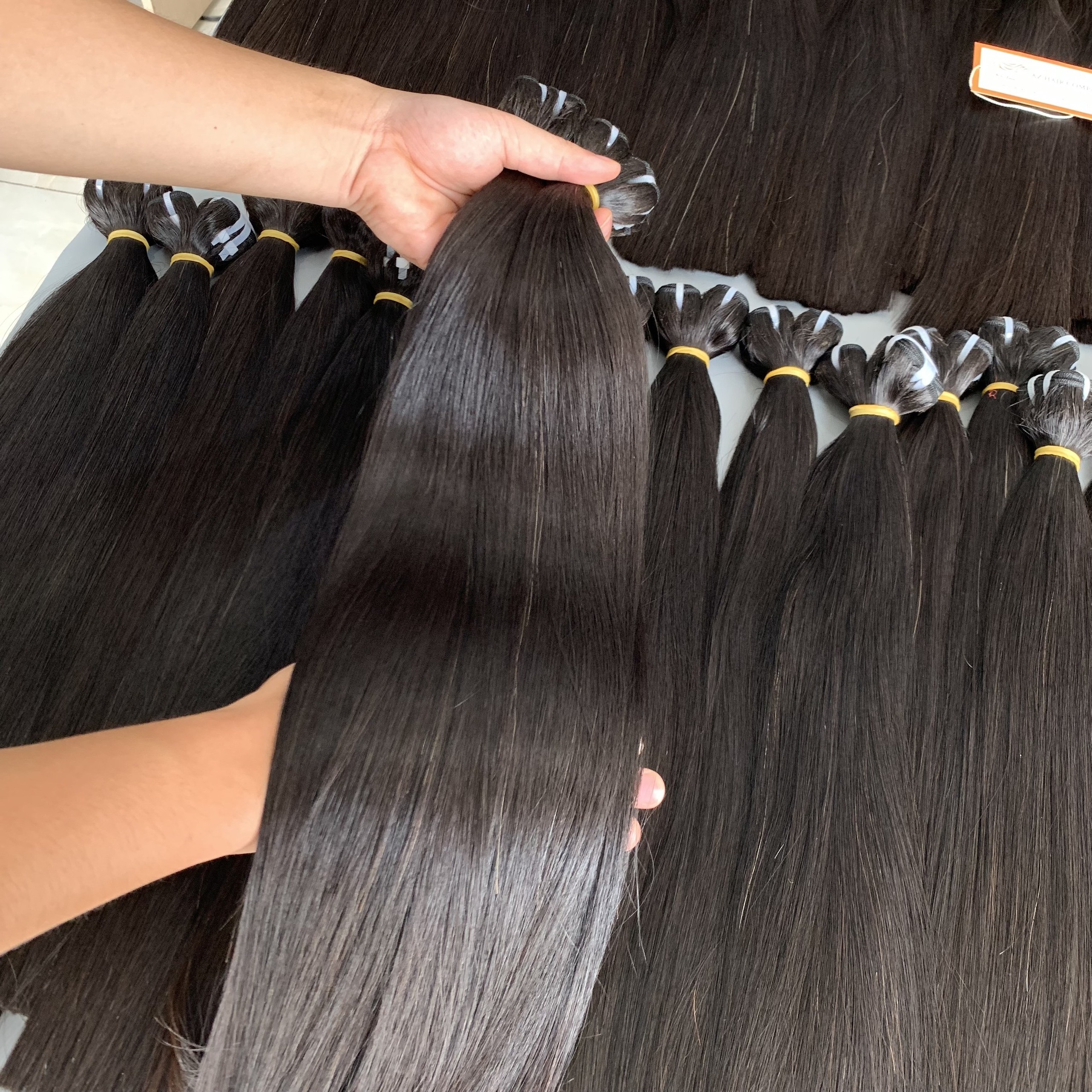 Top Selling Wholesale Vietnamese Human Hair Extensions Super Double Drawn Bone Straight Hair Bundles High Quality Raw