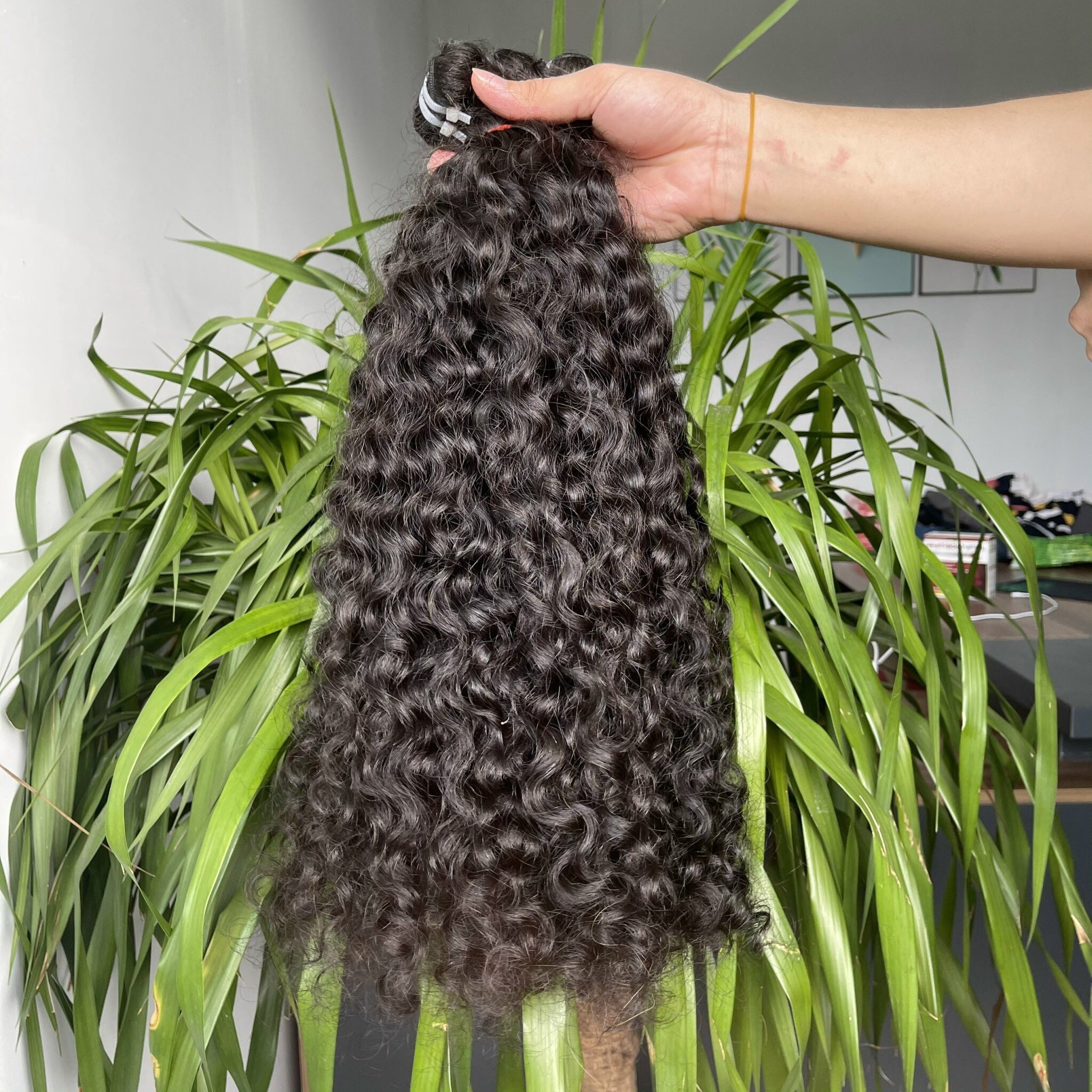 Burmese Curly Hair Bundles Natural Black Color Raw Burmese Kinky Curly Hair 100% Vietnamese Human Hair Double Drawn Quality