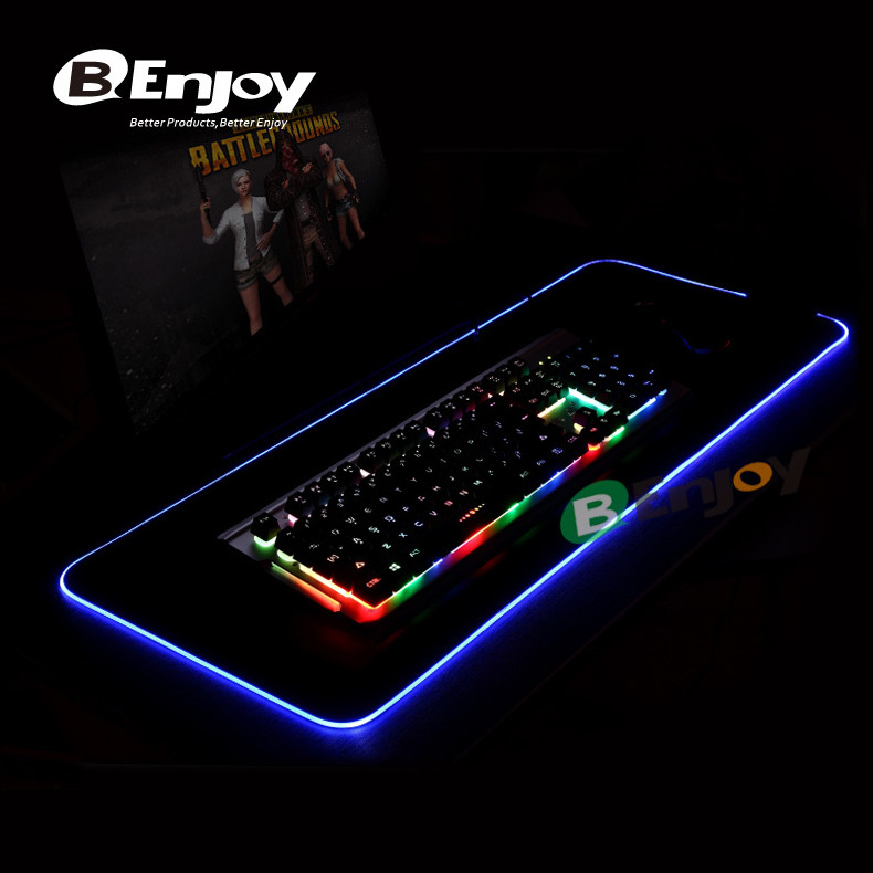 Hot Selling Extra Large XXL Prism Soft Cloth Microfiber Esports Comfortable  RGB LED Gaming Mouse Pad,Musimat,Mouse Mat