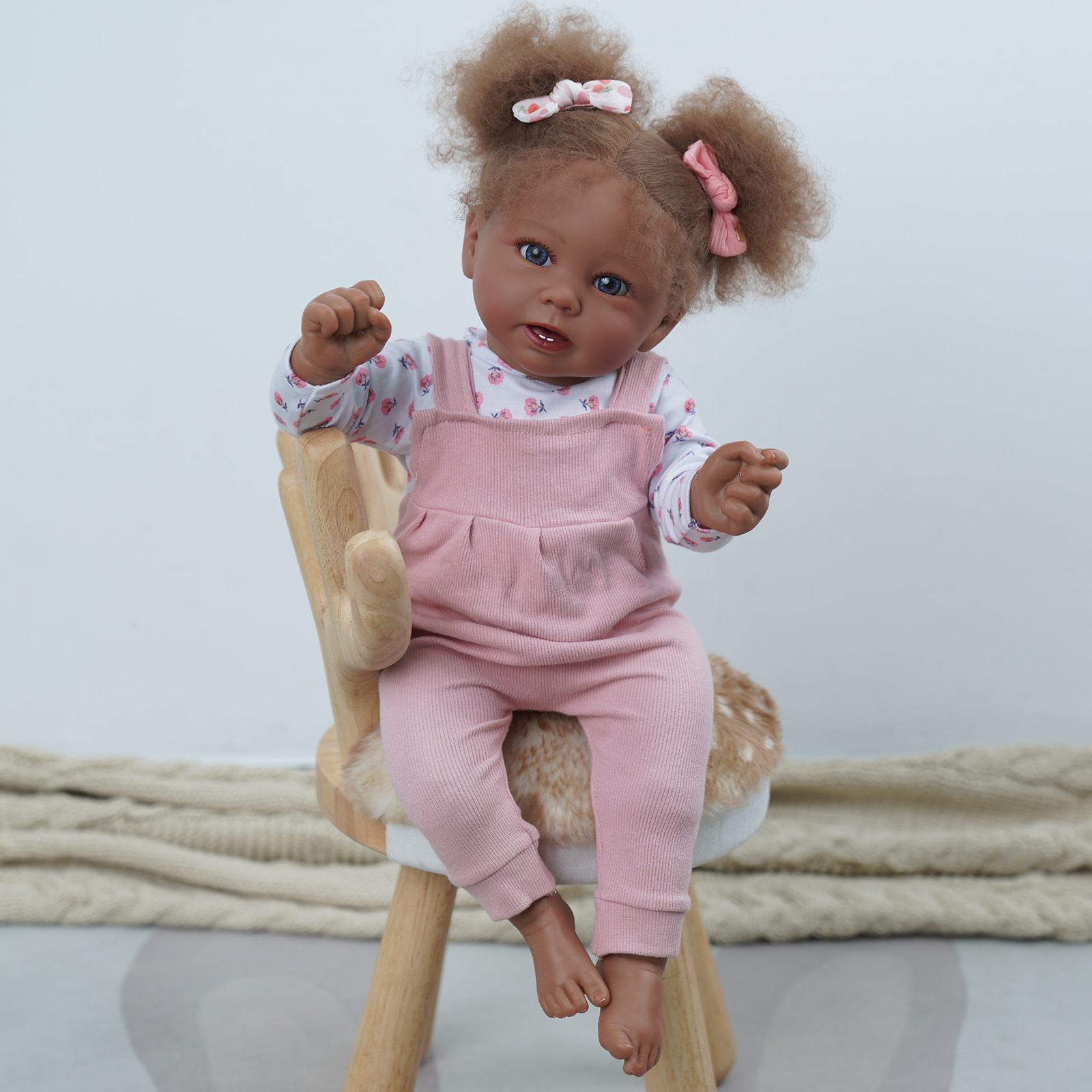 Sweet smile 50cm Reborn Baby Dolls Newborn Girl Dolls Soft Cloth Body Kid doll Gift bebes munecas reborn de silicona