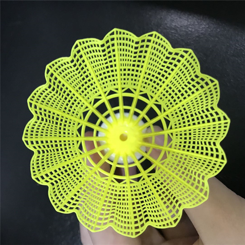 Lingmei Good Quality Yellow and White Nylon Shuttlecock For Training