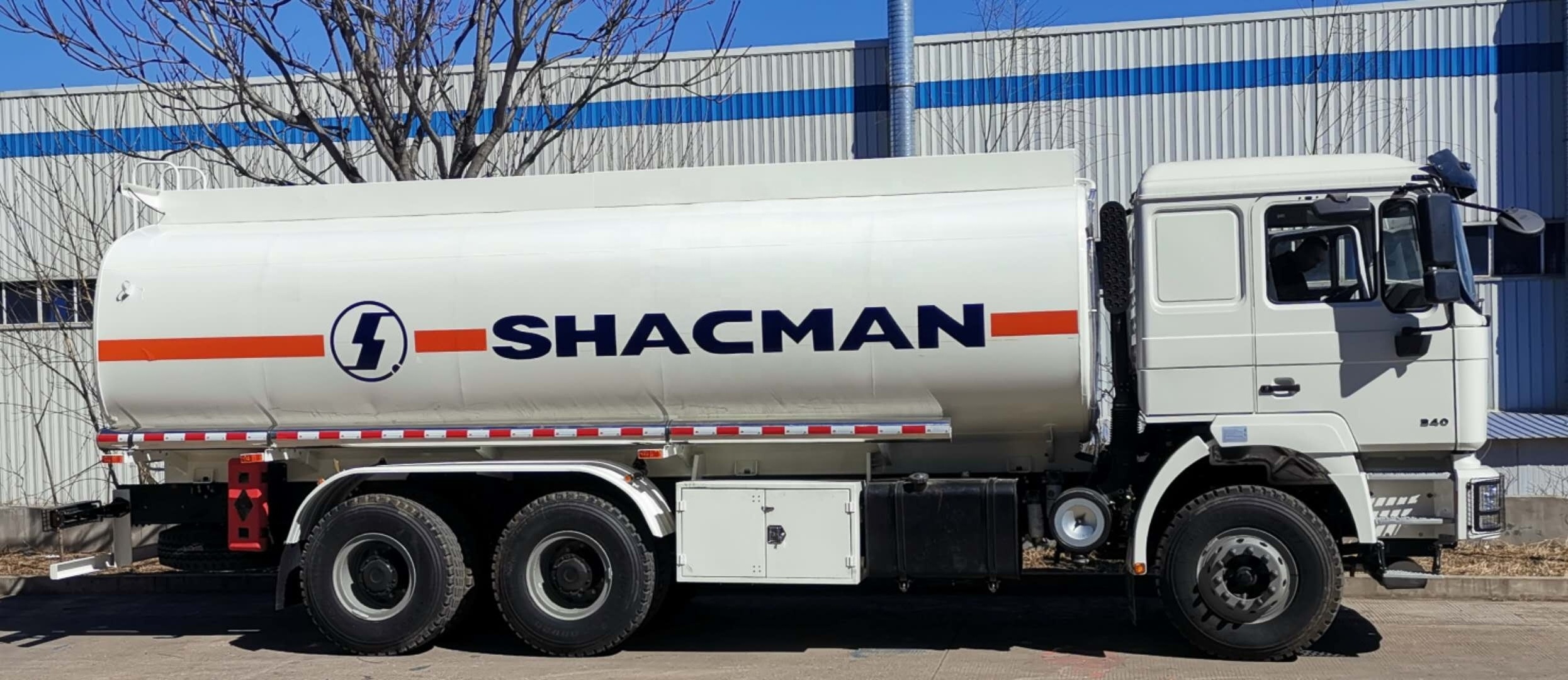 China Shacman Fuel Tanker Truck Oil Diesel Tank Truck for sale