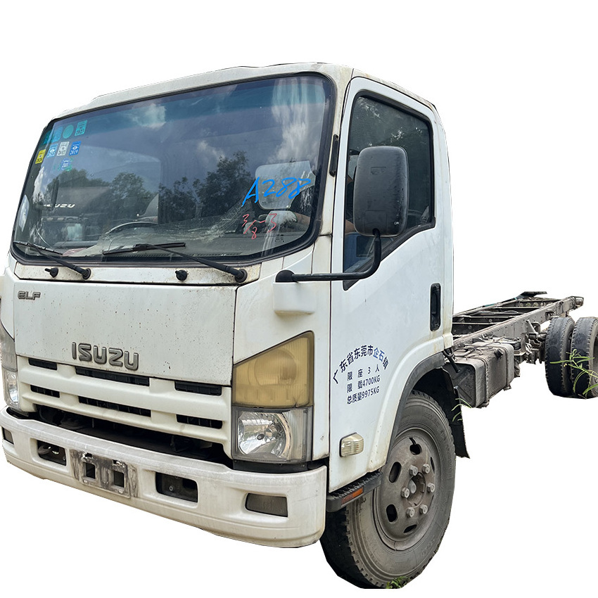 used Isuzu ELF trucks 600p  4X2  camion used Light Truck lorry caminhao130hp Diesel Engine cargo truck For Sale