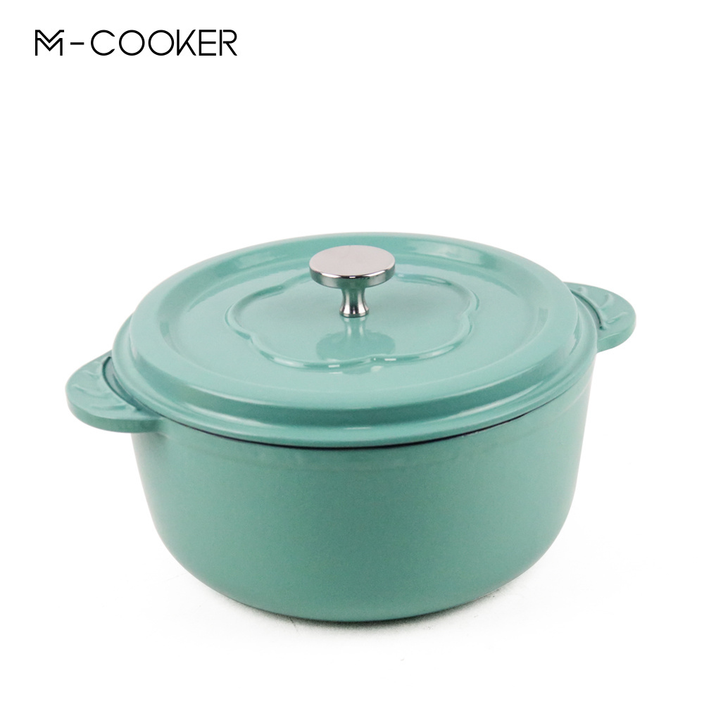 High end design china cookware set of pots iron cast casserole