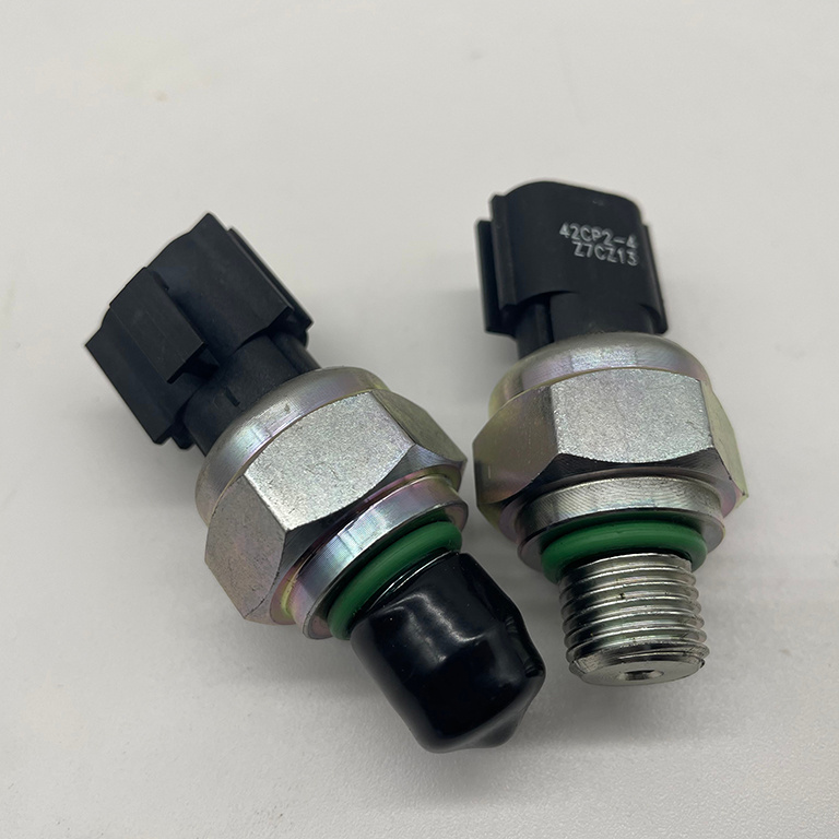 Excavator Oil Pressure Switch Sensor ZAXIS 240 ZX240 Pressure Switches OEM 42CP2-4