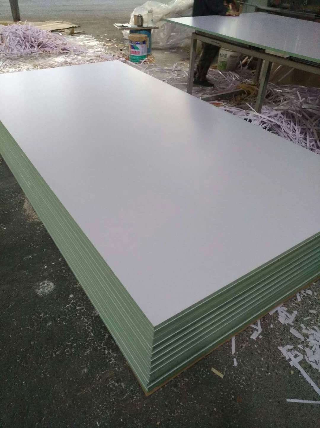 Melamine Mdf Plywood Sheet Factory Made 12mm 15mm 16mm 18mm Cherry White Blue Combi Wood Frame Surface Furniture Board Class ISO