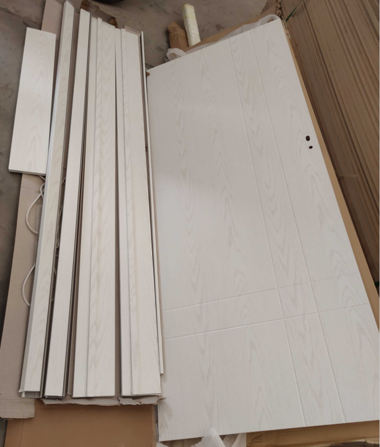 2021 hot selling cheap PVC MDF HDF interior wooden doors