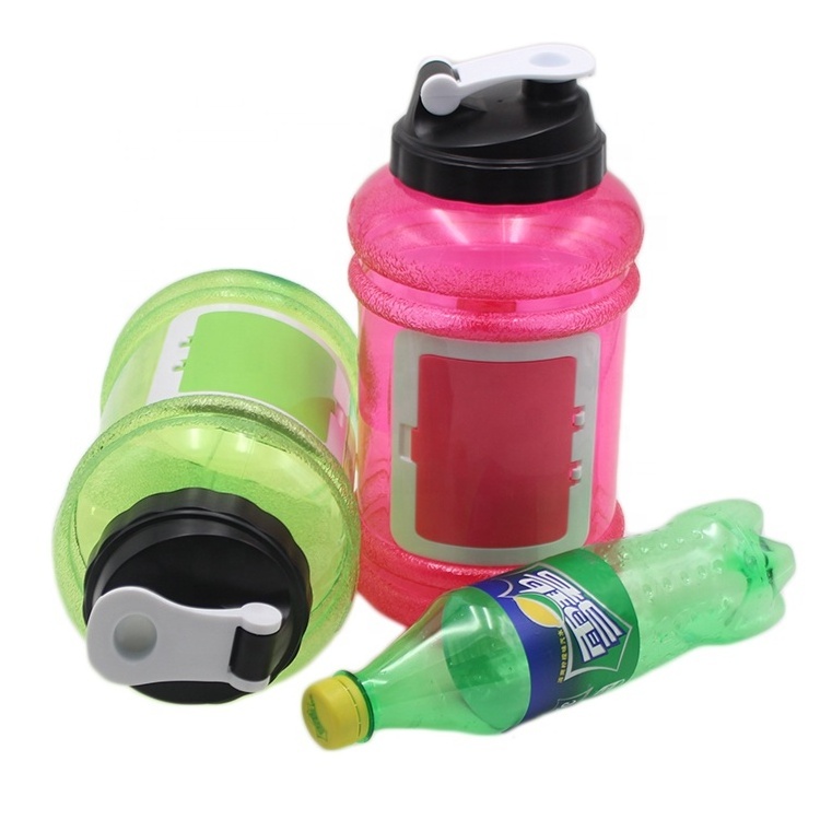 Hot Sale NEW Large 2.2 Litre BPA-Free Sport Gym Half Gallon PETG Water Bottle With Side Handle and wallet