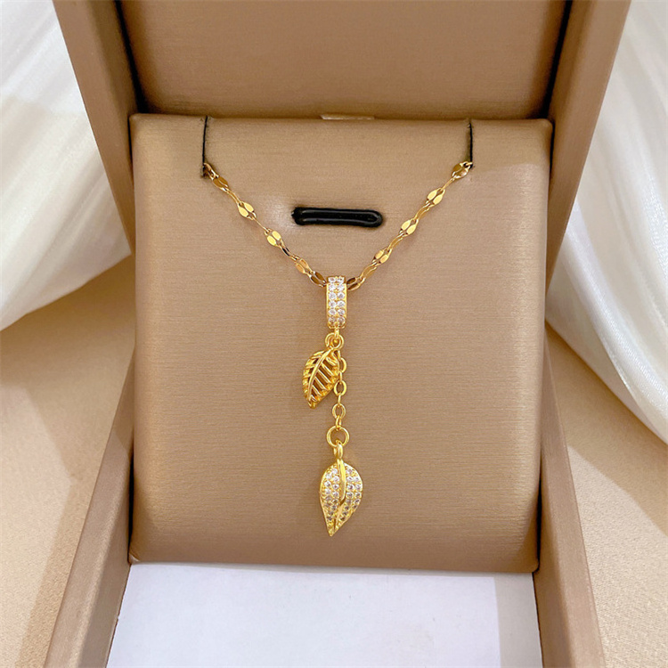 Wholesale New No Fade Titanium Steel 18k Gold Plated Vintage Tassel Double Layer Leaf Zircon Necklace