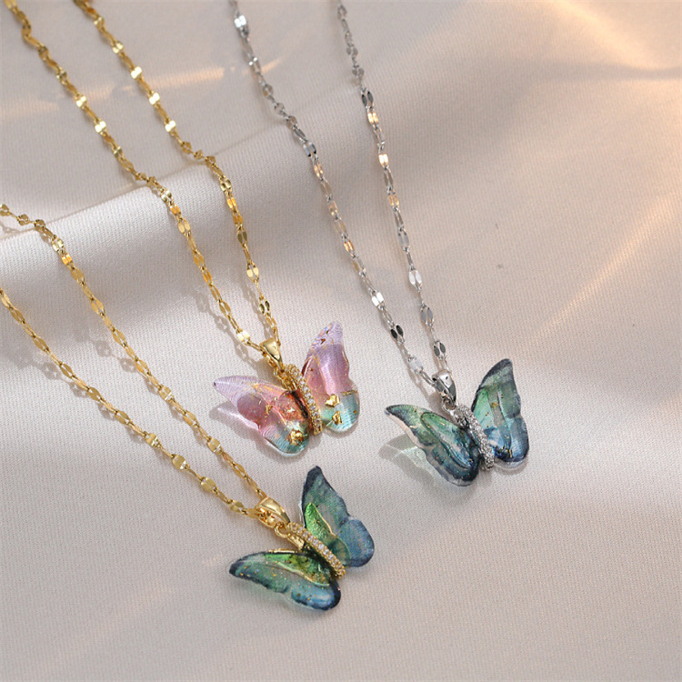 Wholesale Titanium Steel Fashion Women Personalized18k Gold Plated Zircon Colorful Butterfly Necklace