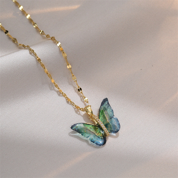 Wholesale Titanium Steel Fashion Women Personalized18k Gold Plated Zircon Colorful Butterfly Necklace