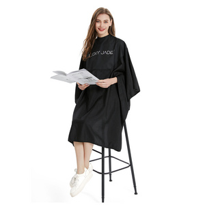 Custom Logo Hair Beauty Salon Haircut Cape Apron Barber Cutting Hair Beard Hairdressing Cape With Pu Neck Closure 1AX