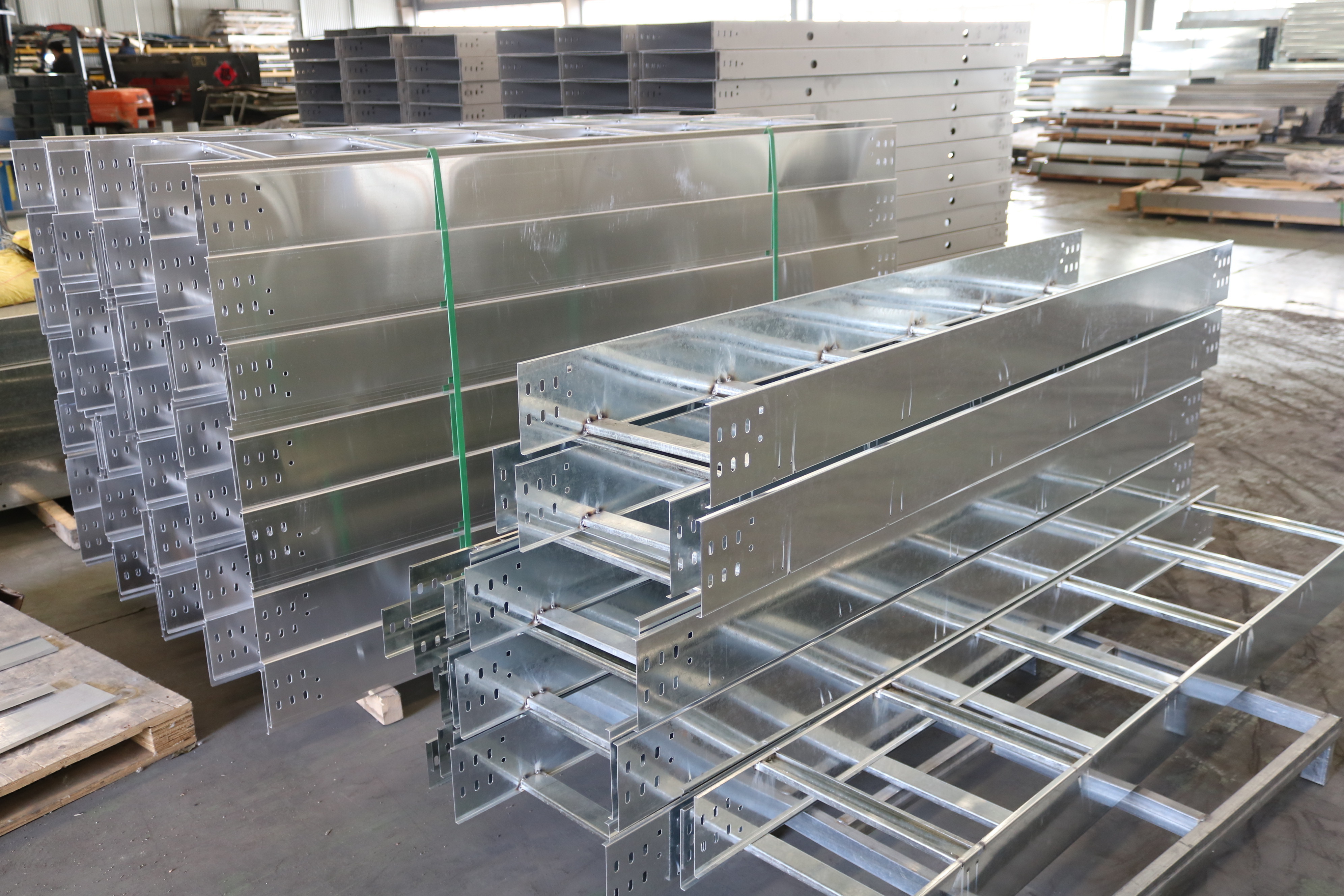 Heavy Duty Ladder Type Cable Tray OEM Manufacturer