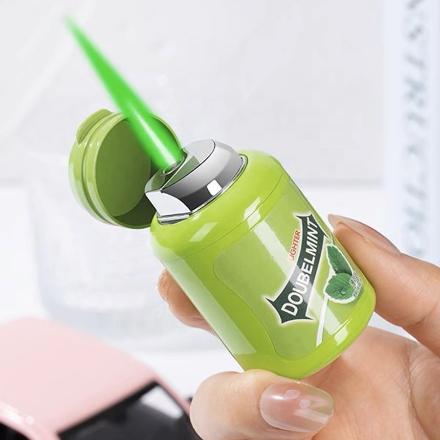 The new gum lighter green flame windproof direct durable creative personality funny lighter to send boyfriend tide