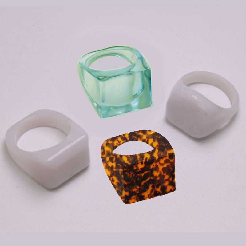 Custom fashion jewelry acrylic cellulose acetate napkin ring /tortoise shell crystal lucite ring/clear resin square face ring